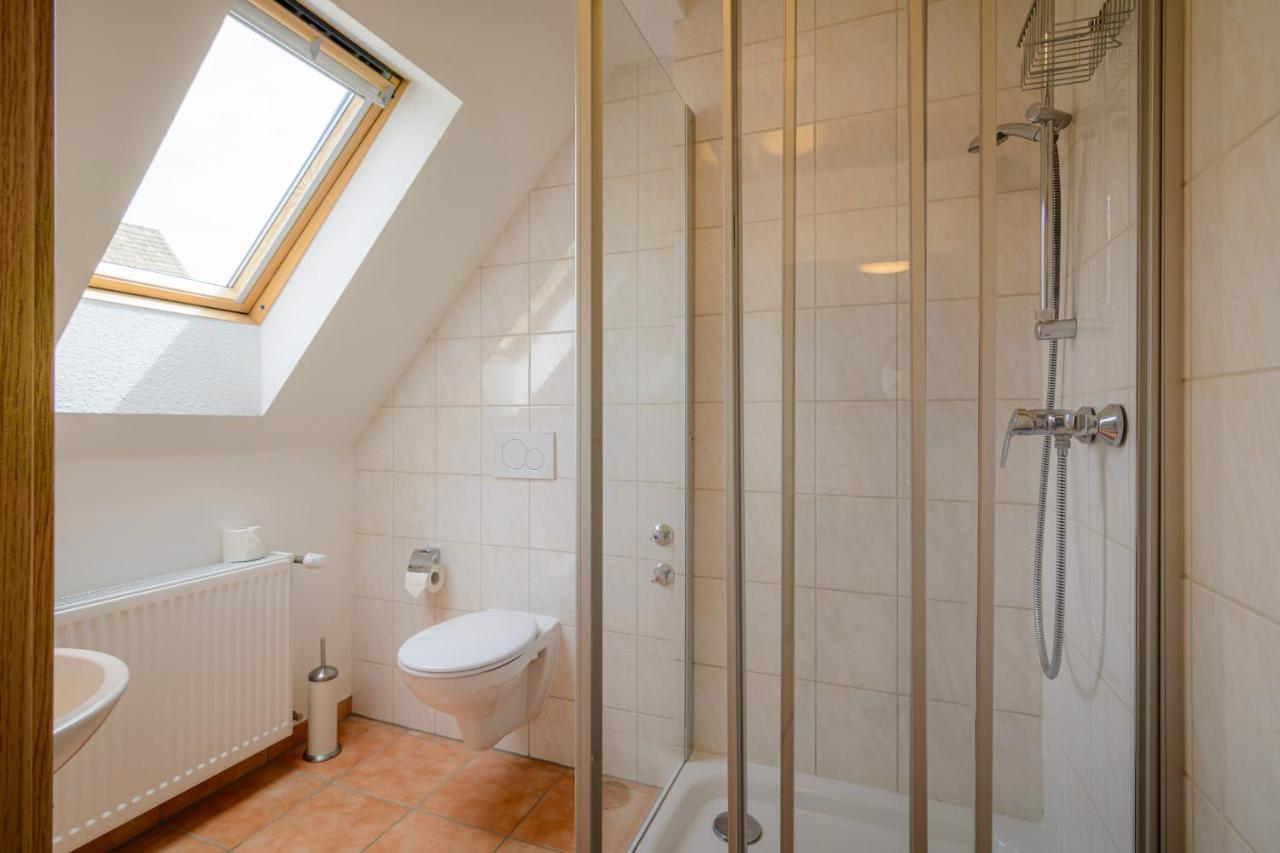 Hotel Zum Engel In Speyer - Roemerberg Berghausen  Экстерьер фото
