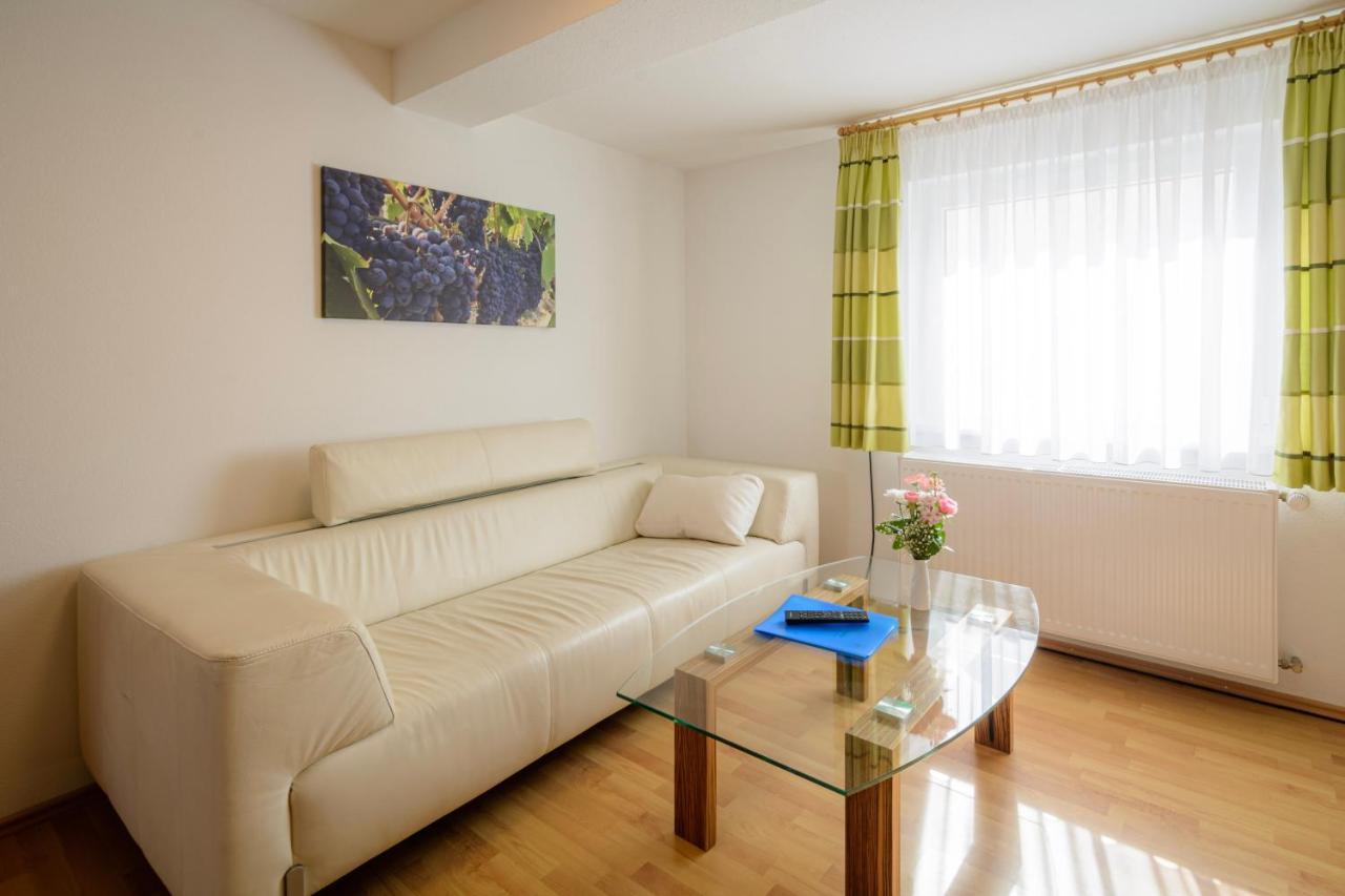 Hotel Zum Engel In Speyer - Roemerberg Berghausen  Экстерьер фото